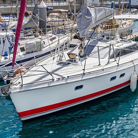 Relaxing Stay On A 38Ft Sail Yacht อาร์เรซิเฟ ภายนอก รูปภาพ